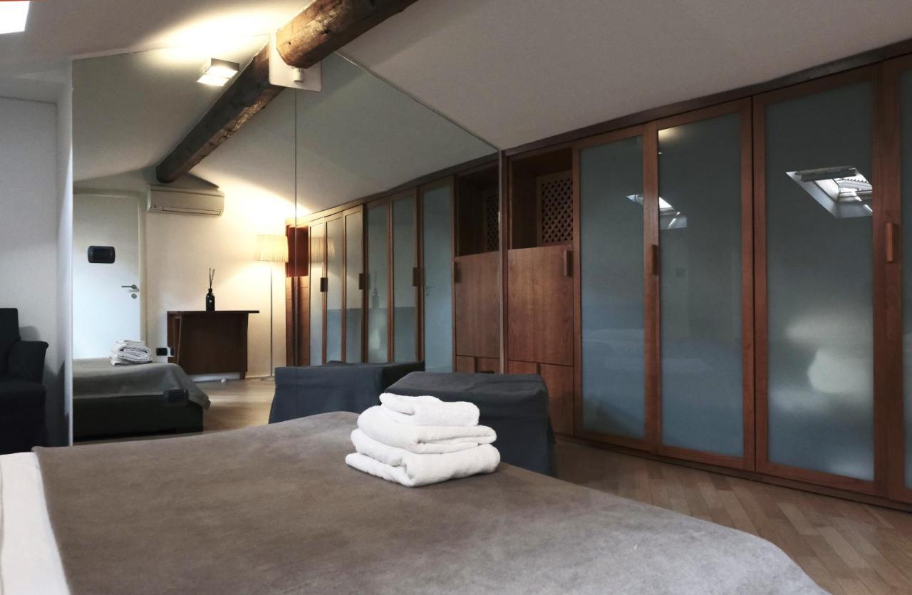 Apartamento Comecasa Fashionable Attic Milán